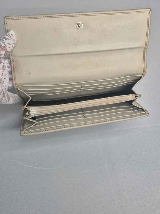 Gucci Beige Brown GG Supreme Continental Wallet with Green-Red Web - Picture 8 of 17